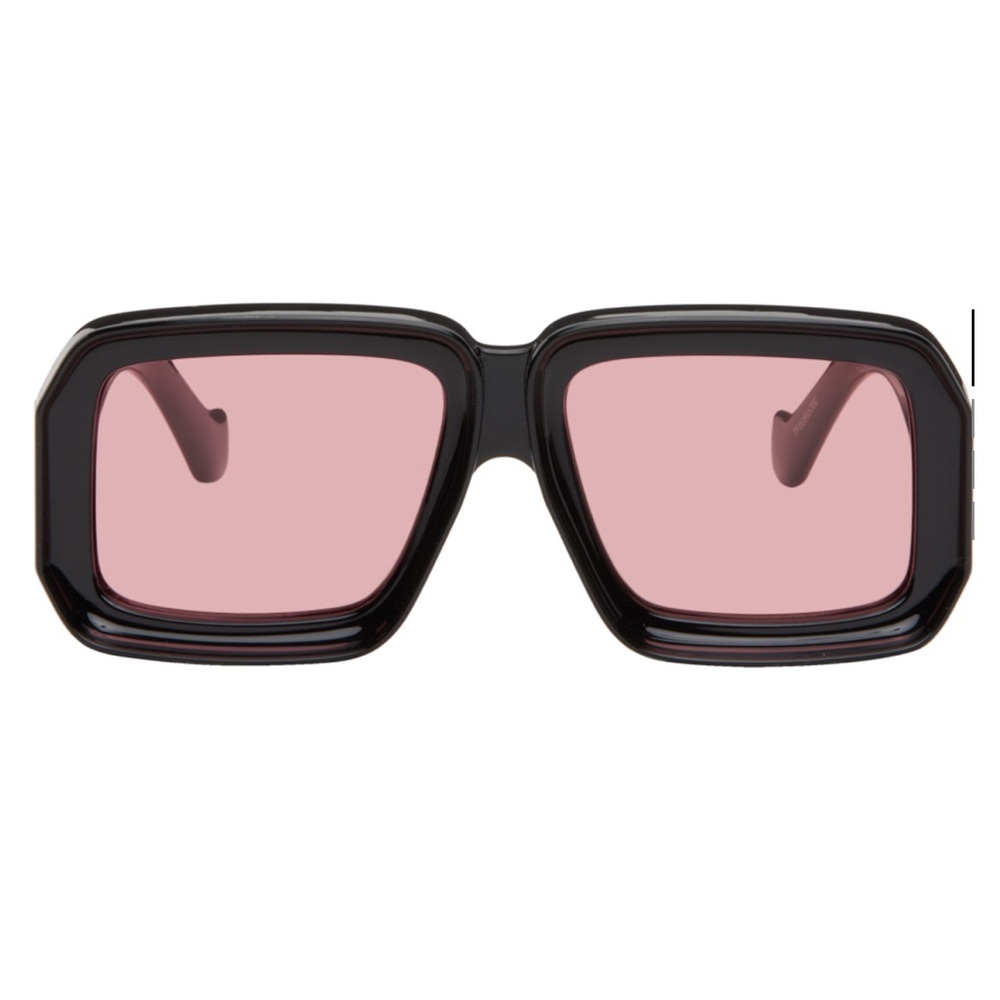 Loewe Paula’s Ibiza dive in Mask sunglasses